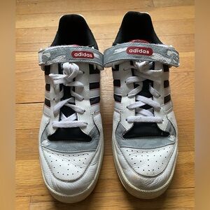 Rare Adidas Star Wars size 12